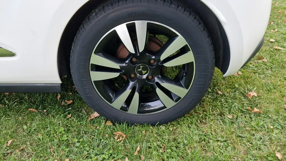CITROEN DS3 -