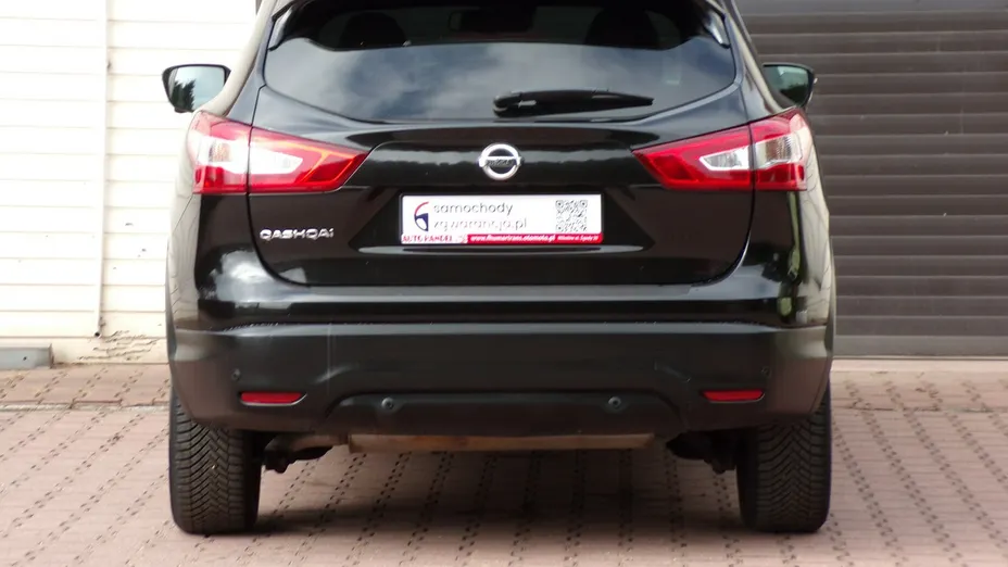 NISSAN Qashqai -