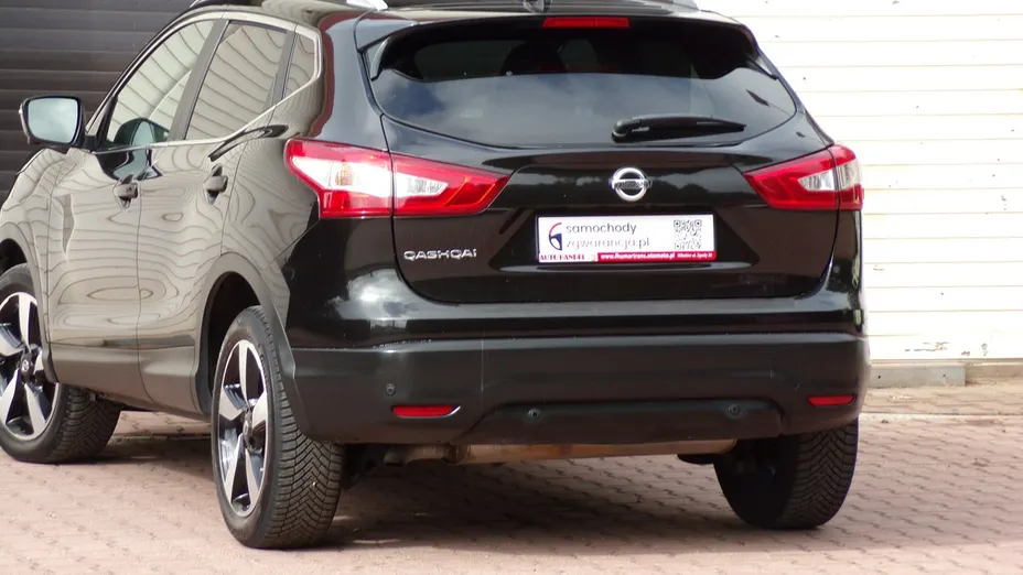 NISSAN Qashqai -