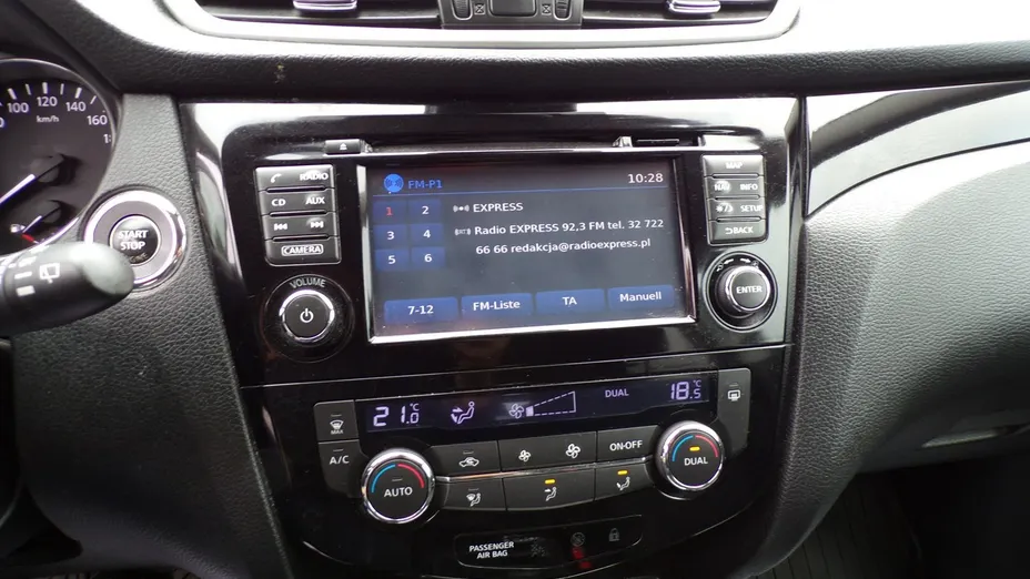 NISSAN Qashqai -