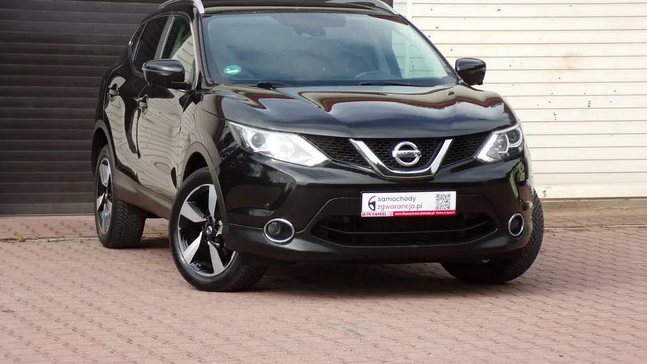 NISSAN Qashqai -
