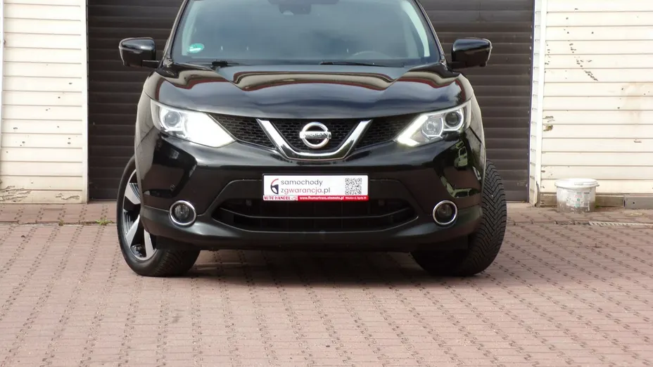 NISSAN Qashqai -