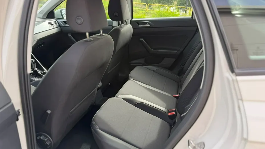 VOLKSWAGEN Taigo -
