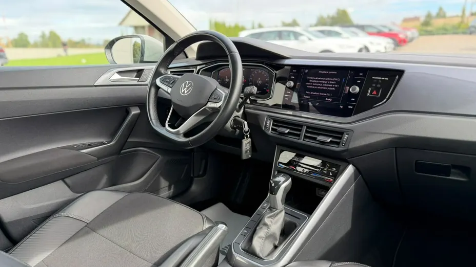 VOLKSWAGEN Taigo -