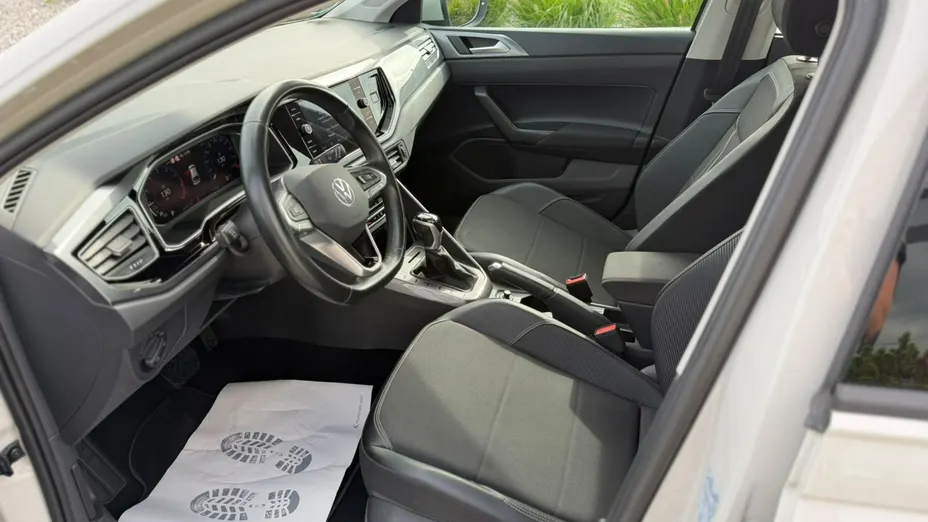 VOLKSWAGEN Taigo -