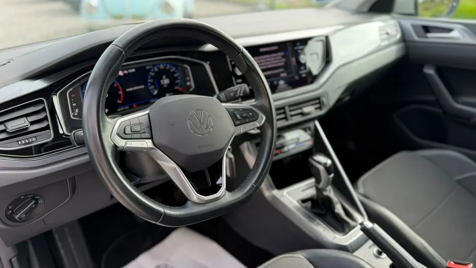 VOLKSWAGEN Taigo -