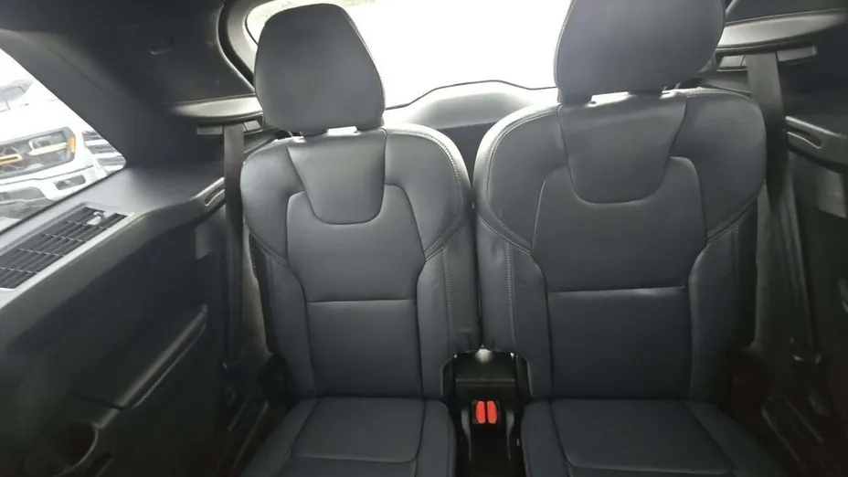 VOLVO XC90 -