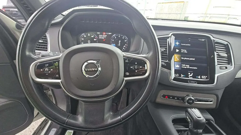 VOLVO XC90 -
