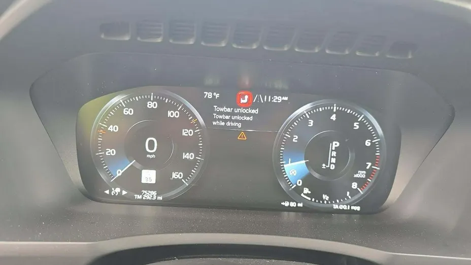 VOLVO XC90 -