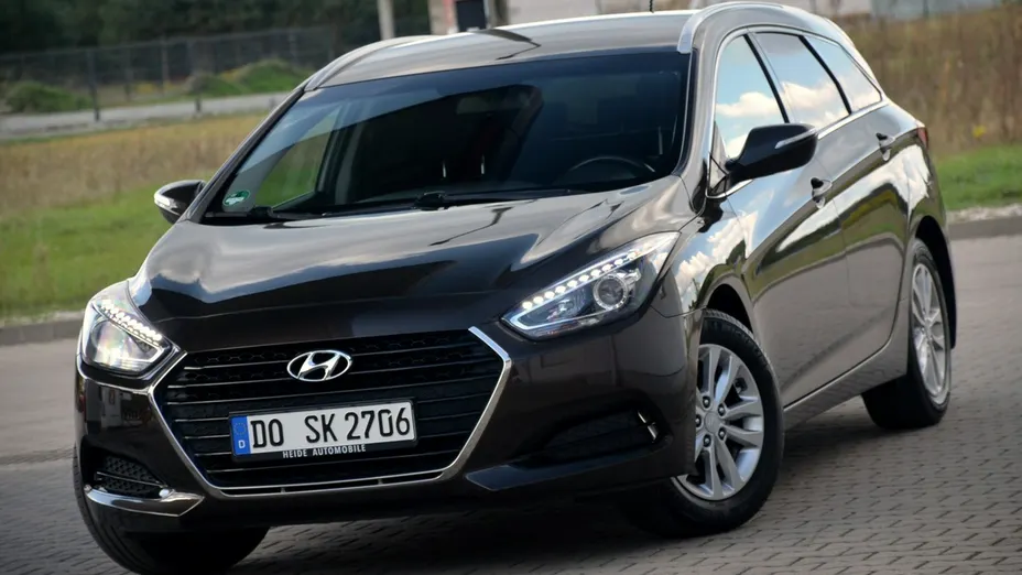 HYUNDAI i40 -