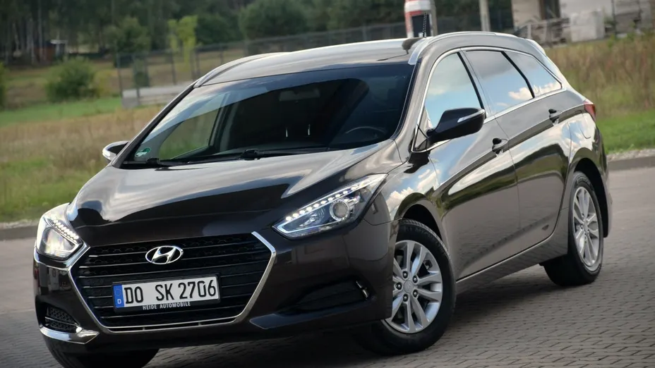 HYUNDAI i40 -