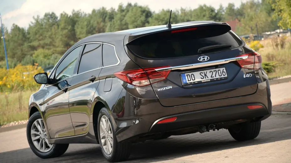 HYUNDAI i40 -