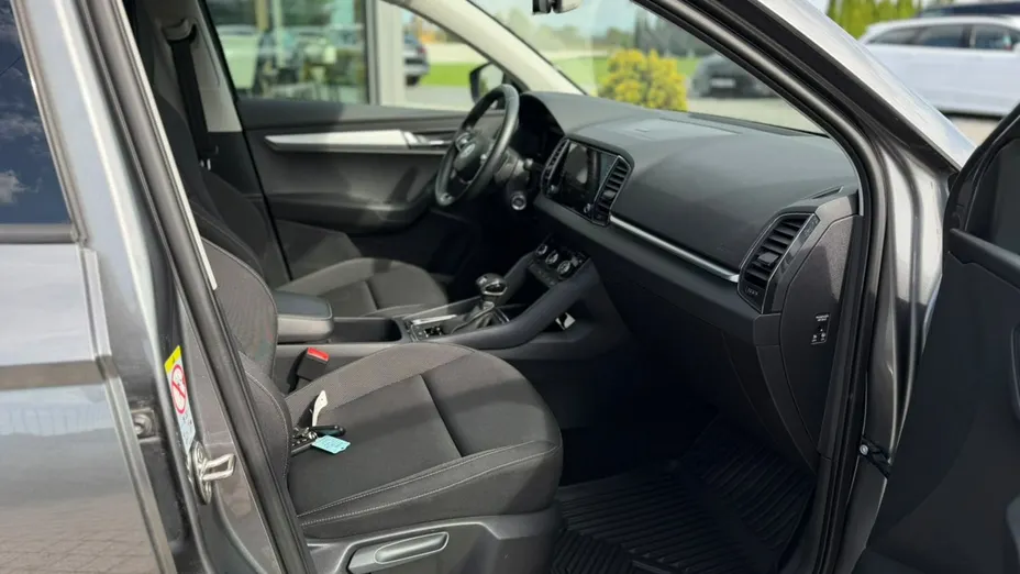 SKODA Karoq -
