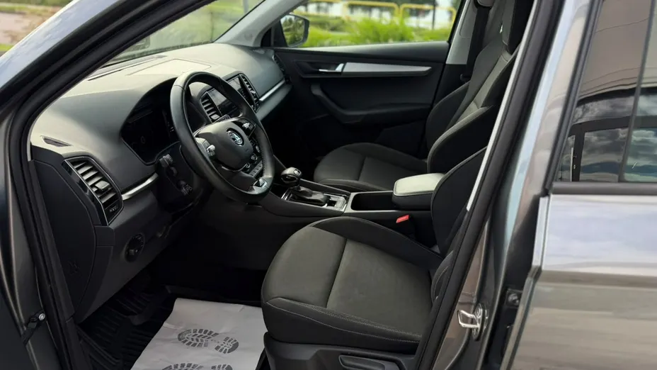 SKODA Karoq -