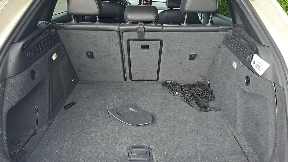 AUDI Q3 -