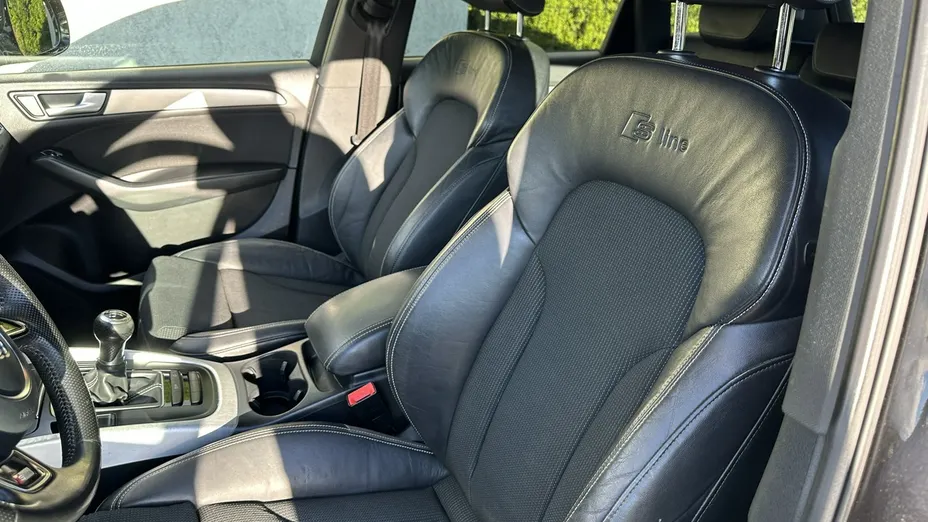 AUDI Q5 -