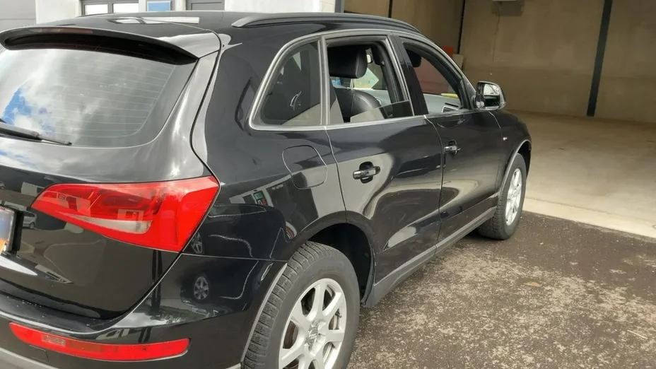 AUDI Q5 -