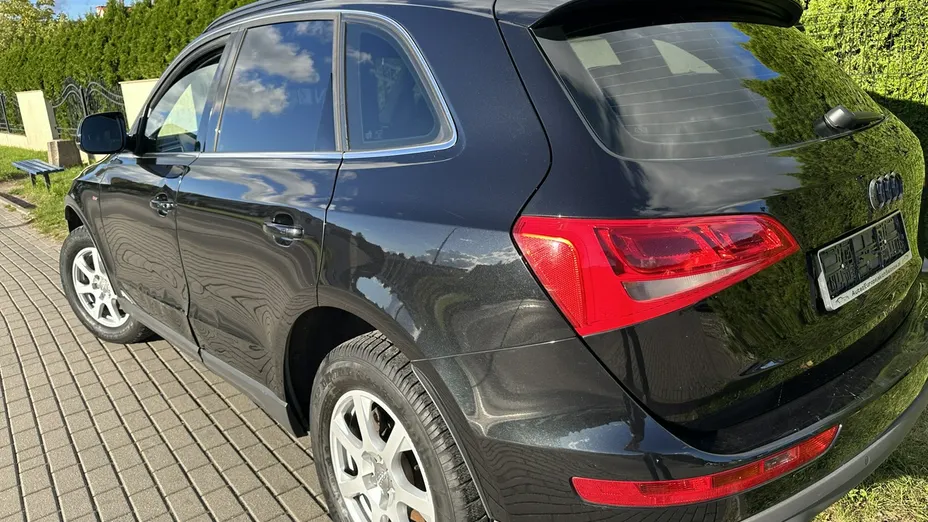 AUDI Q5 -