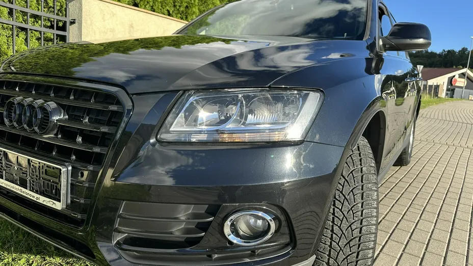 AUDI Q5 -