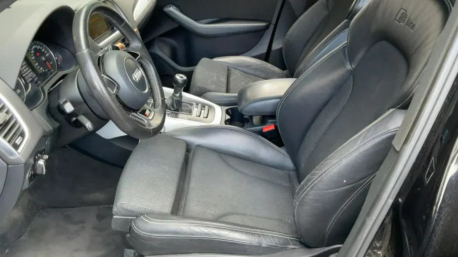 AUDI Q5 -
