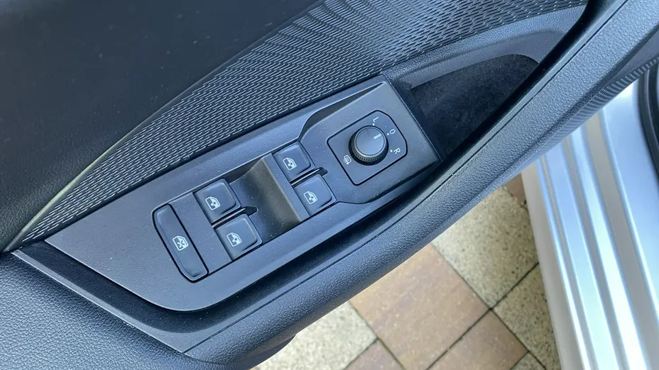 SKODA Octavia -