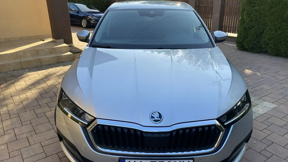 SKODA Octavia -