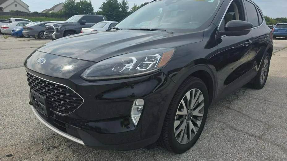 FORD Kuga -