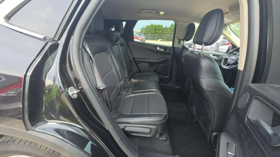 FORD Kuga -