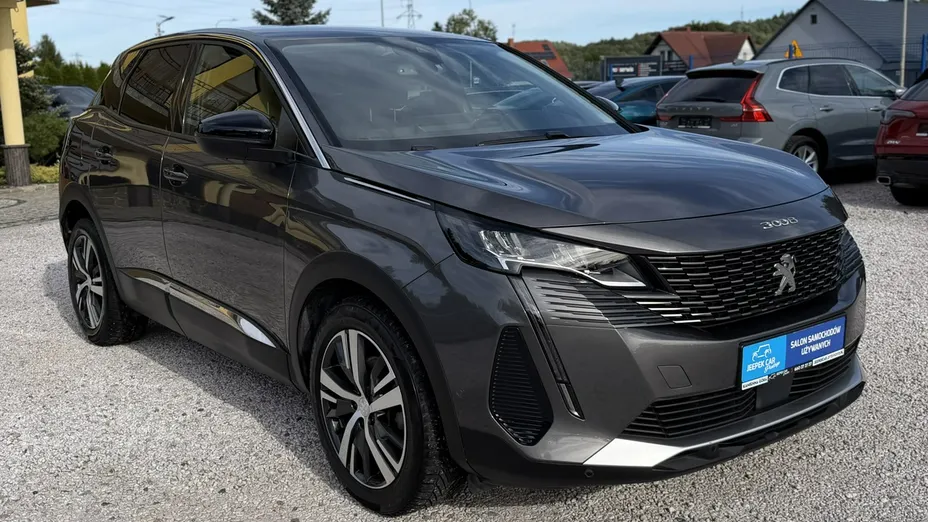 PEUGEOT 3008 -