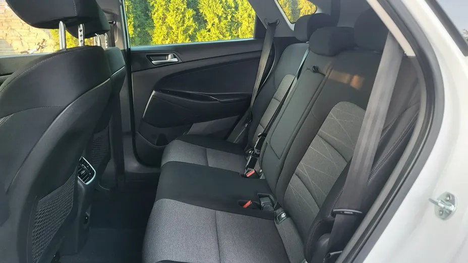 HYUNDAI Tucson -