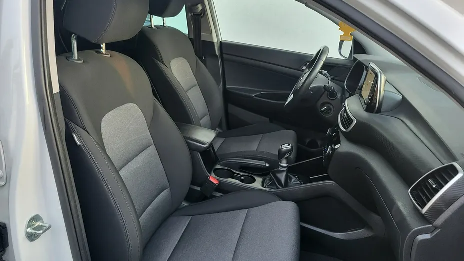 HYUNDAI Tucson -