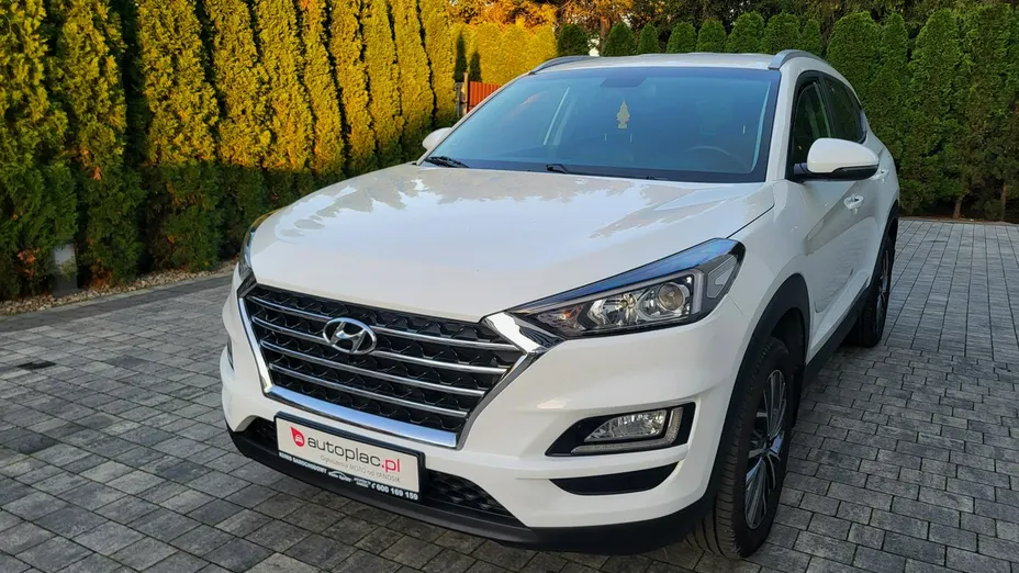 HYUNDAI Tucson -