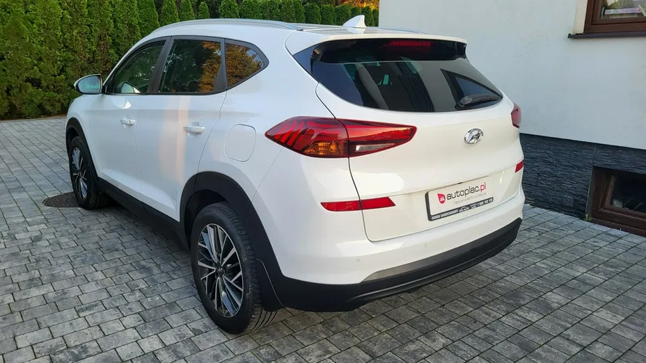 HYUNDAI Tucson -