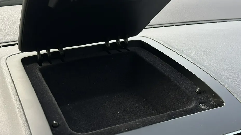 VOLKSWAGEN Touran -