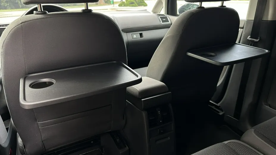 VOLKSWAGEN Touran -