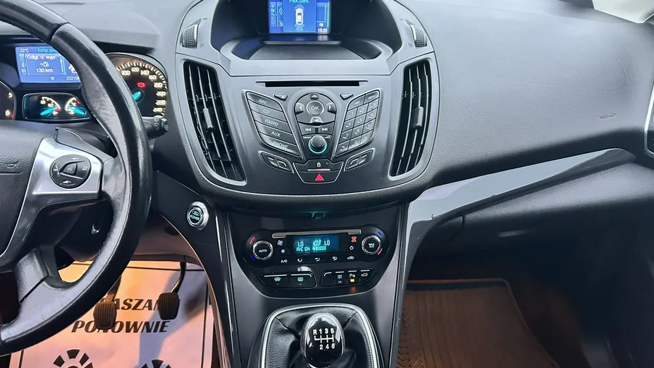 FORD Kuga -