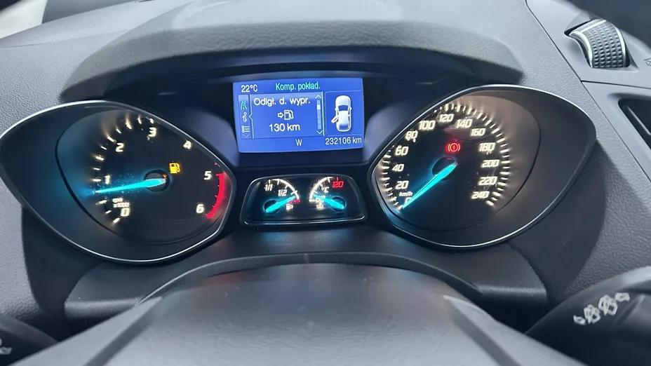FORD Kuga -