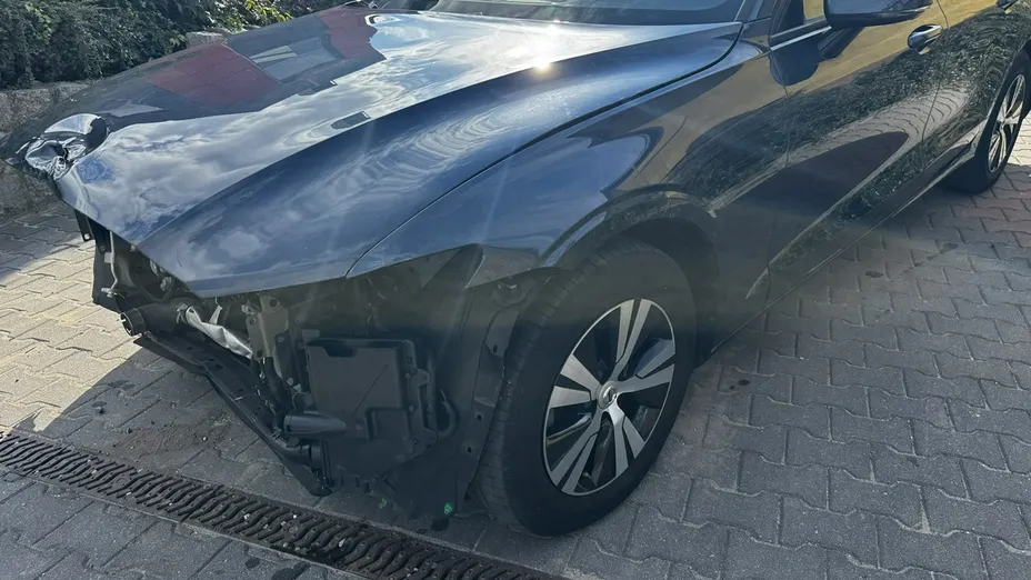 VOLVO V60 -