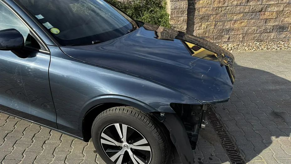 VOLVO V60 -