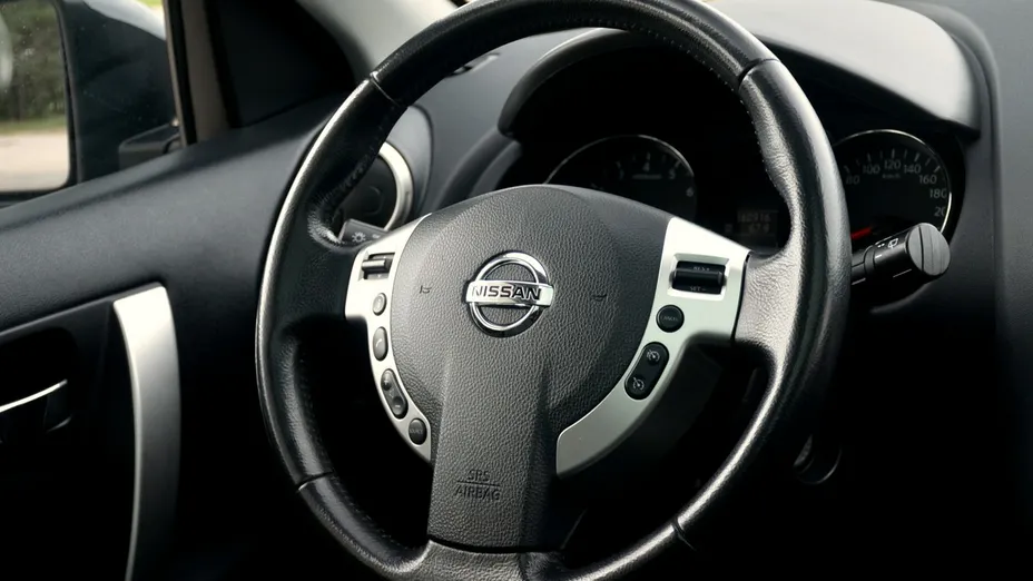 NISSAN Qashqai+2 -