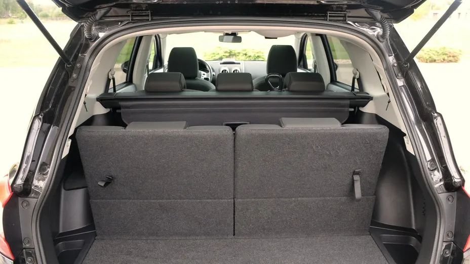 NISSAN Qashqai+2 -