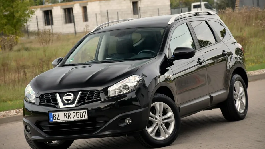 NISSAN Qashqai+2 -