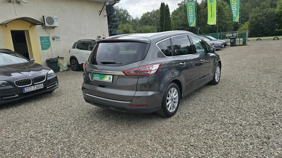 FORD S-MAX -
