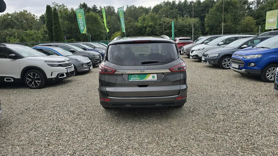 FORD S-MAX -