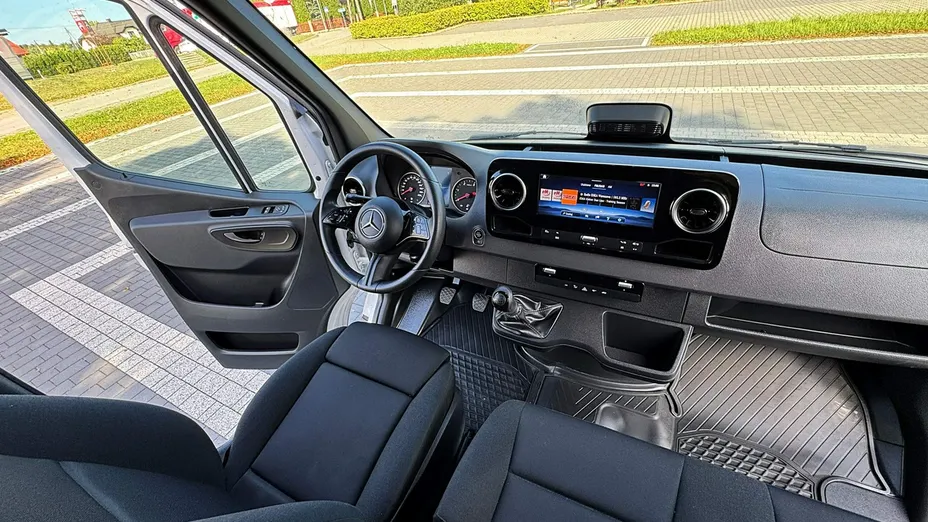 MERCEDES-BENZ Sprinter -