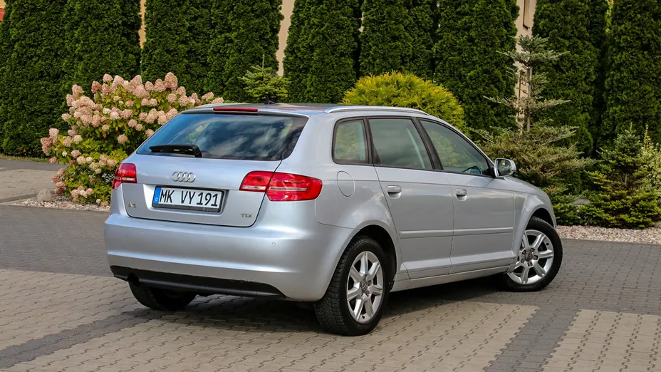 AUDI A3 Sportback -