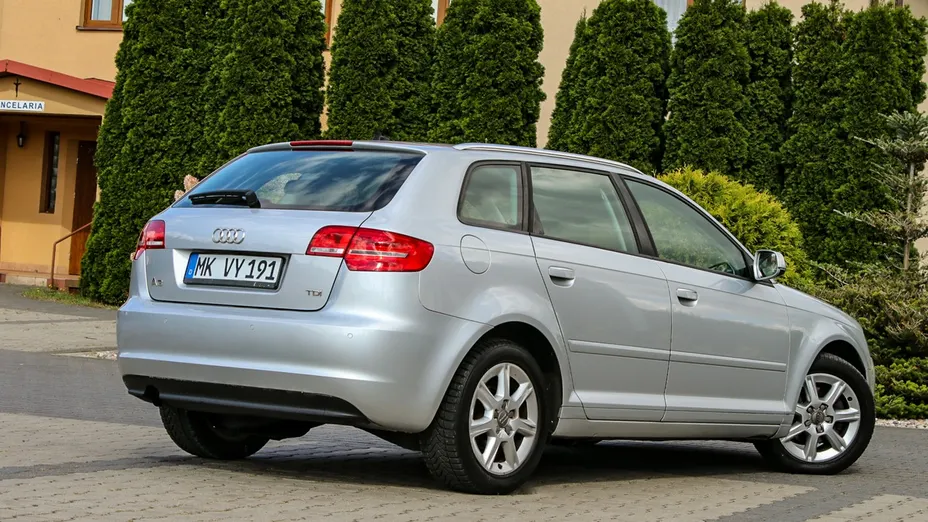 AUDI A3 Sportback -