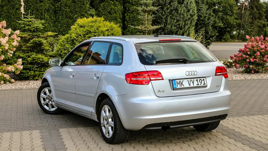 AUDI A3 Sportback -