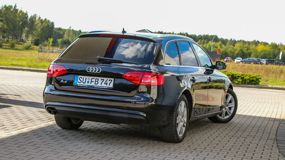 AUDI A4 Avant -