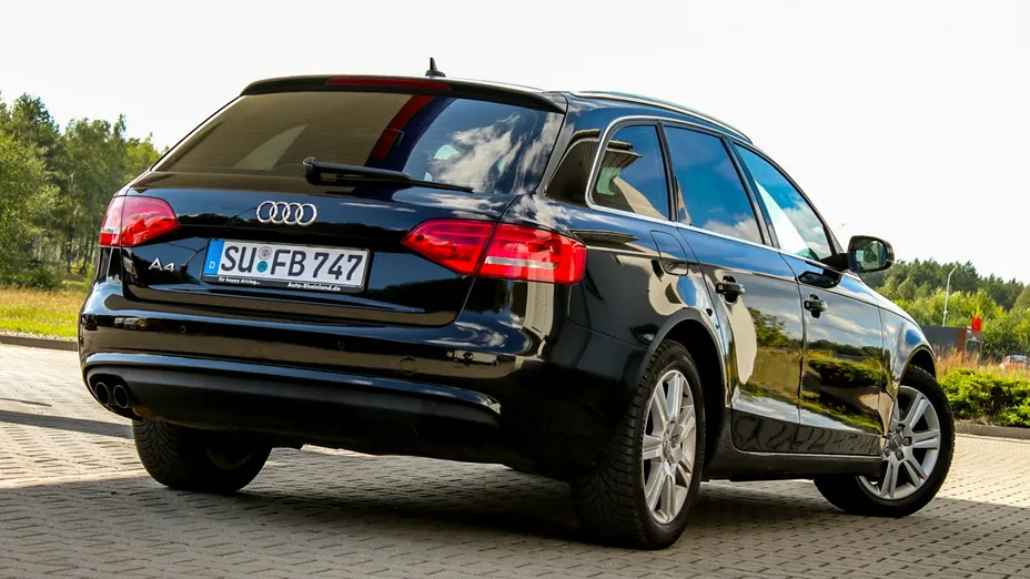 AUDI A4 Avant -